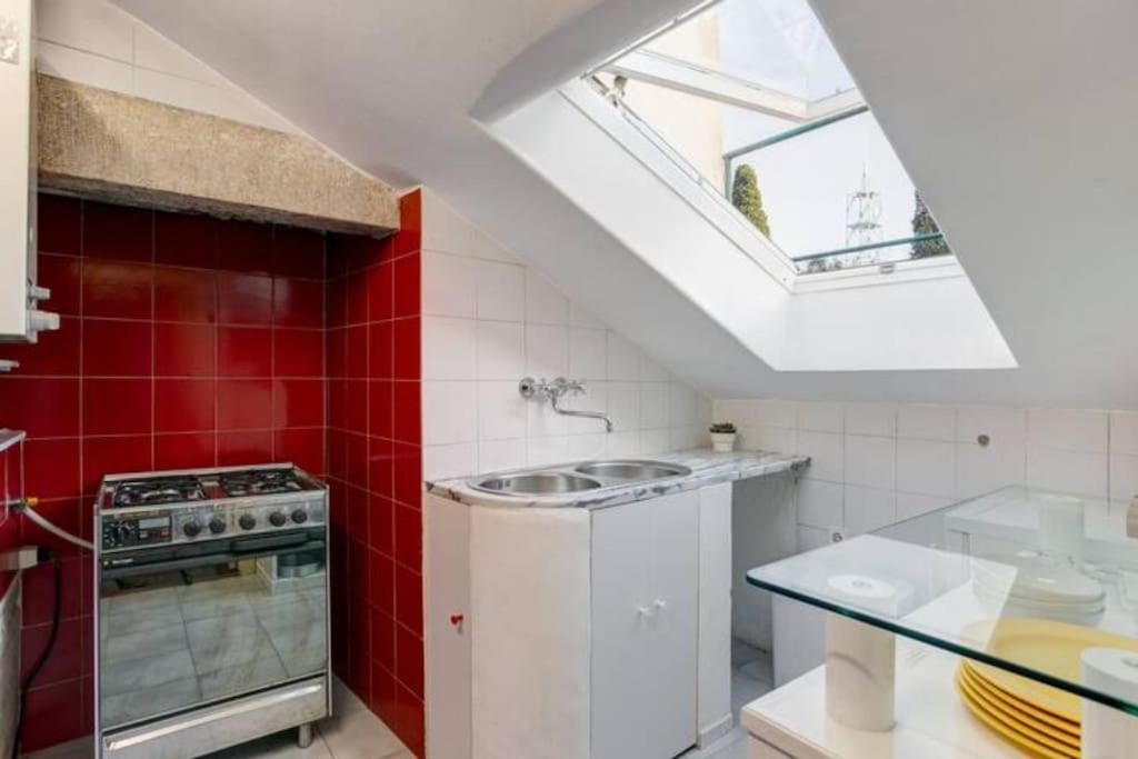 Balcony Apartment In Lisbon Center Экстерьер фото